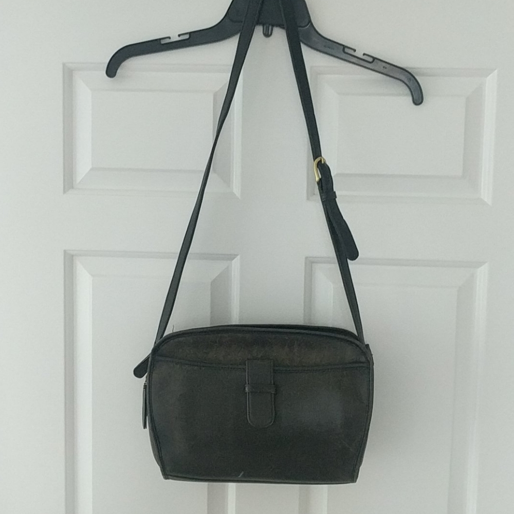 Vintage black leather coach shoulder bag
